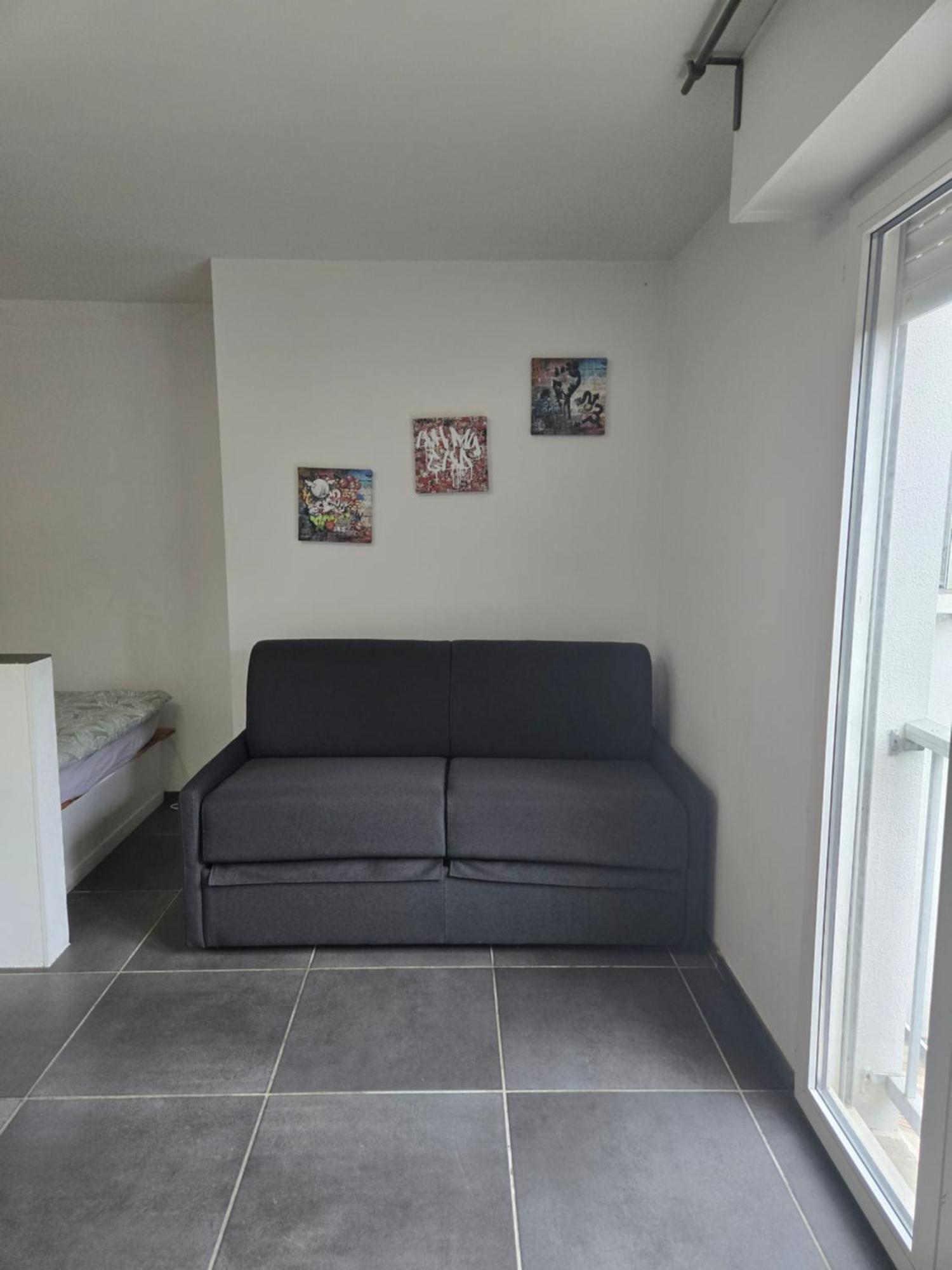 Au Calme Rive Droite Apartment